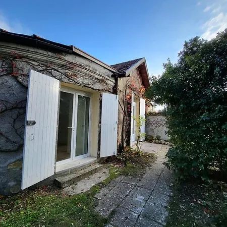 Appartement La Verrerie, Terrasse Et Jardinet Cognac Exterior foto
